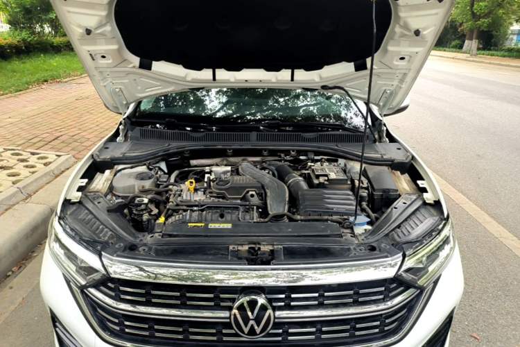 Used Volkswagen Sagitar 2023 300TSI DSG Excellence Edition Engine Bay