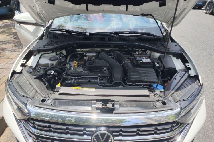 Used Volkswagen Sagitar 2023 300TSI DSG Excellence Edition Engine Bay