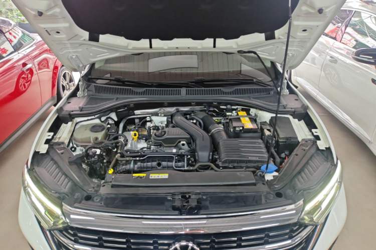 Used Volkswagen Sagitar 2023 300TSI DSG Flyover Edition Engine Bay