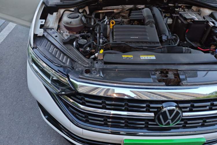 Used Volkswagen Sagitar 2023 280TSI DSG Excellence Plus Edition Engine Bay Right