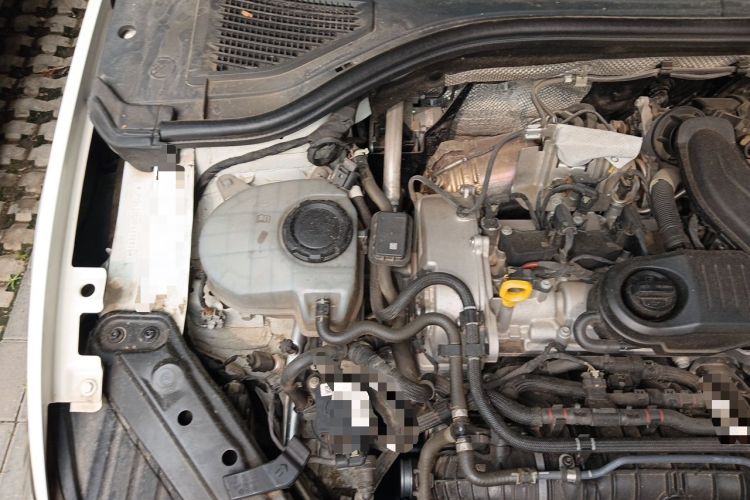 Used Volkswagen Sagitar 2023 300TSI DSG Excellence Edition Engine Bay Right