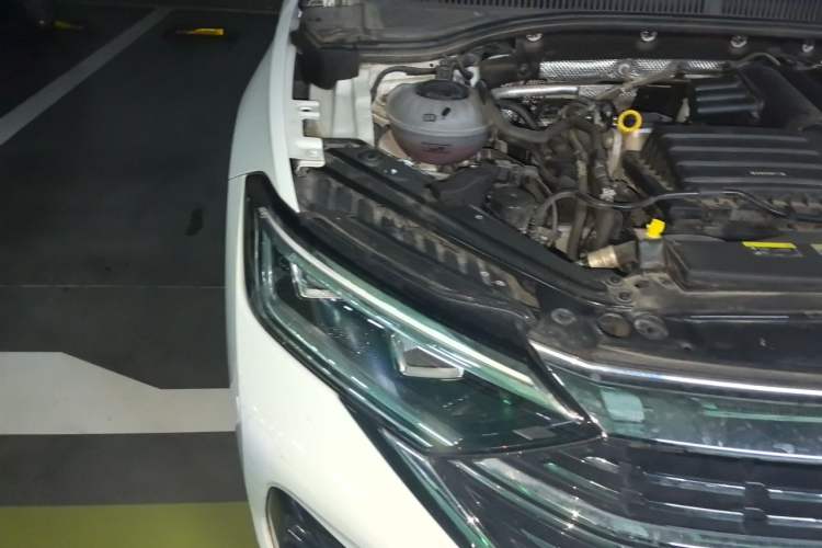 Used Volkswagen Sagitar 2023 280TSI DSG Beyond Lite Edition Engine Bay Right