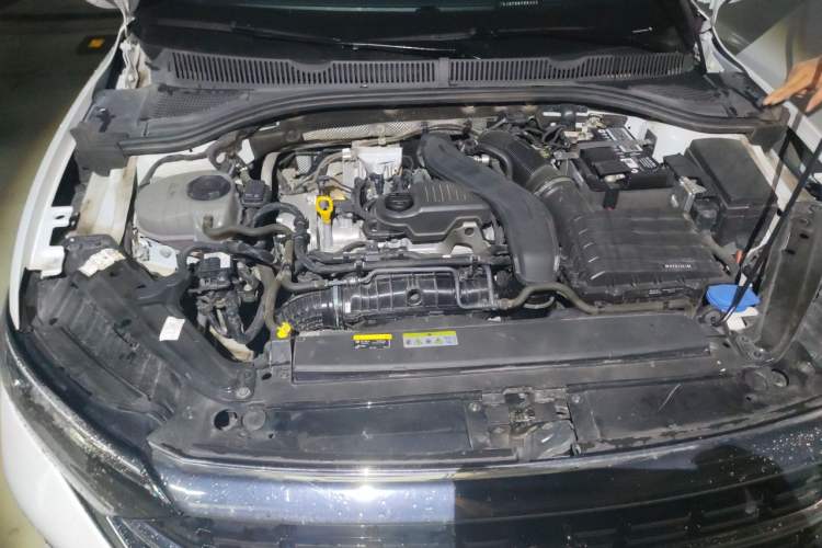 Used Volkswagen Sagitar 2023 300TSI DSG Excellence Edition Engine Bay Right