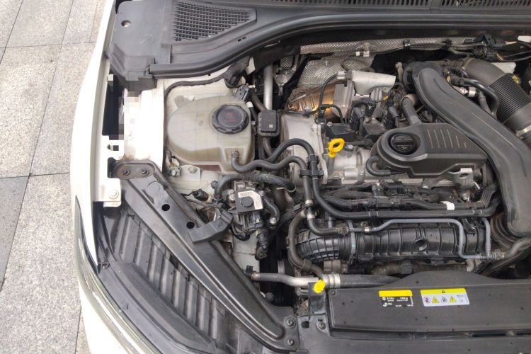 Used Volkswagen Sagitar 2023 300TSI DSG Excellence Edition Engine Bay Right