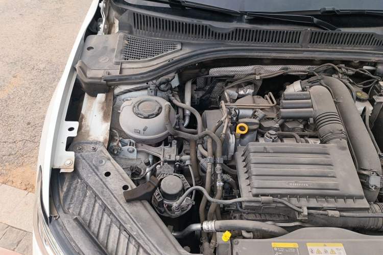 Used Volkswagen Sagitar 2023 280TSI DSG Excellence Edition Engine Bay Right