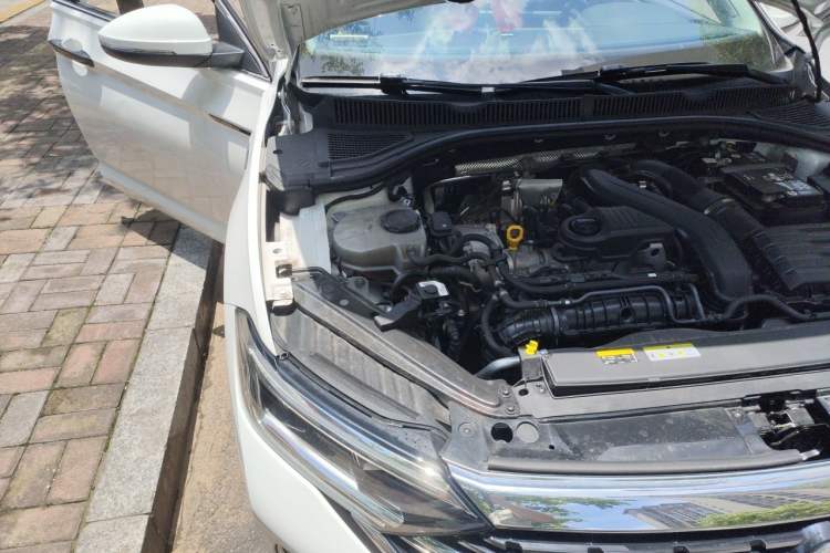 Used Volkswagen Sagitar 2023 300TSI DSG Excellence Edition Engine Bay Right
