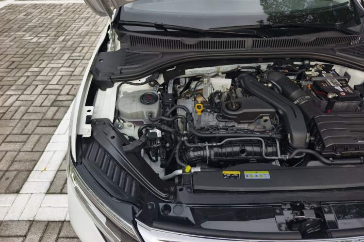 Used Volkswagen Sagitar 2023 Facelift 300TSI DSG Excellence Edition Engine Bay Right