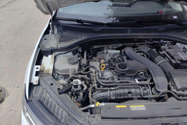 Used Volkswagen Sagitar 2023 300TSI DSG Excellence Edition Engine Bay Right