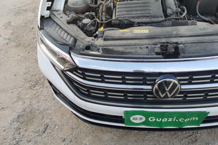 Used Volkswagen Sagitar 2023 280TSI DSG Excellence Edition Engine Bay Right