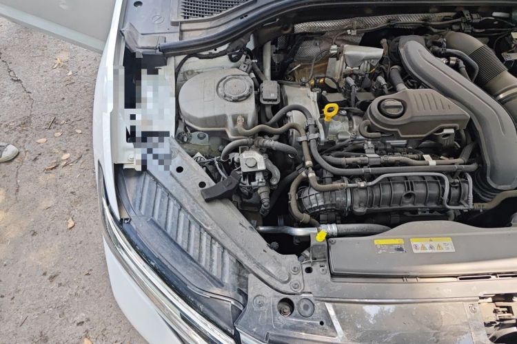 Used Volkswagen Sagitar 2023 300TSI DSG Excellence Edition Engine Bay Right