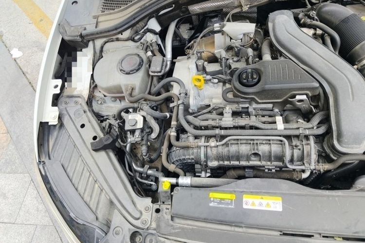 Used Volkswagen Sagitar 2023 300TSI DSG Excellence Edition Engine Bay Right