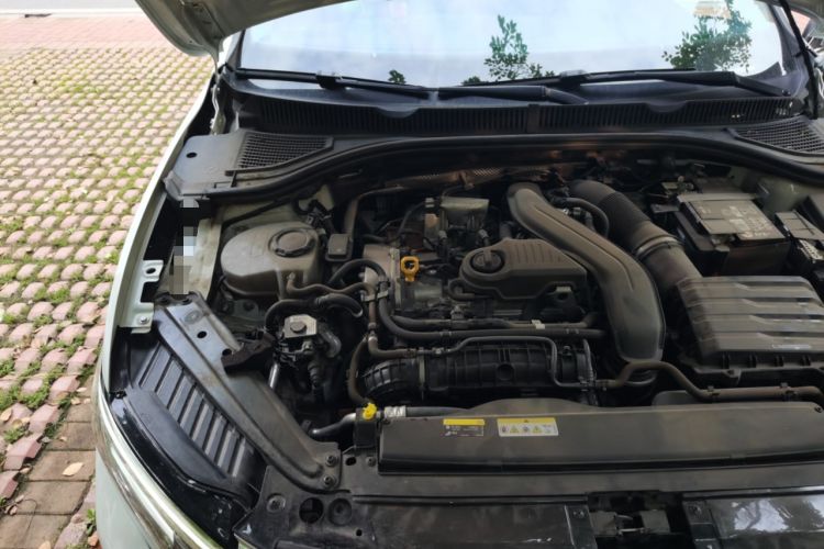 Used Volkswagen Sagitar 2023 300TSI DSG Excellence Edition Engine Bay Right