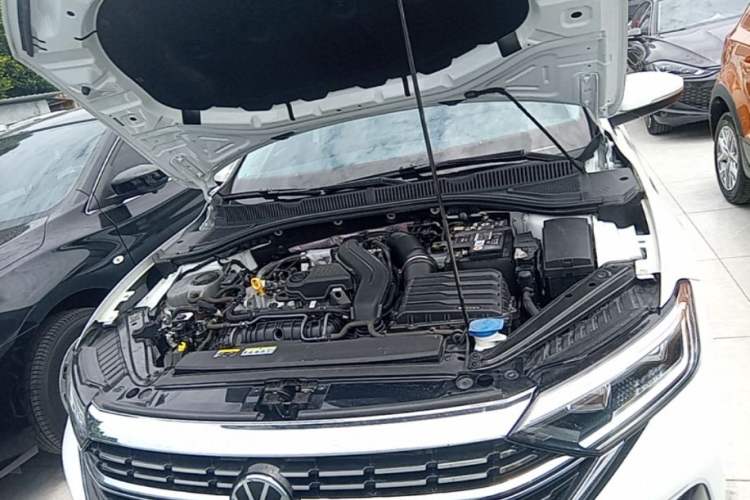 Used Volkswagen Sagitar 2023 300TSI DSG Excellence Edition Engine Bay
