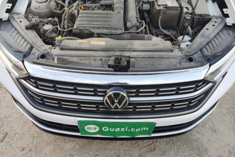 Used Volkswagen Sagitar 2023 280TSI DSG Excellence Edition Engine Bay