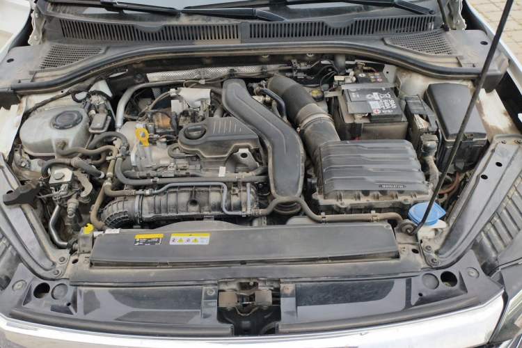 Used Volkswagen Sagitar 2023 300TSI DSG Excellence Edition Engine Bay