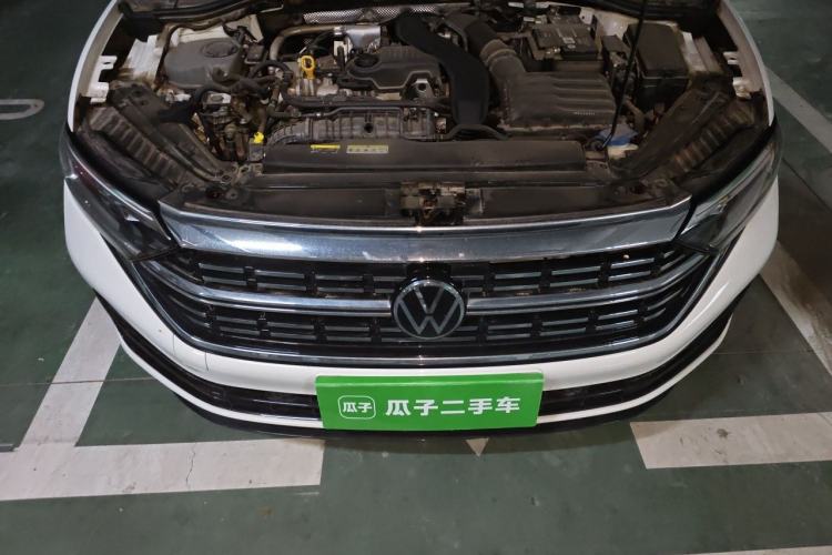 Used Volkswagen Sagitar 2023 300TSI DSG Excellence Edition Engine Bay