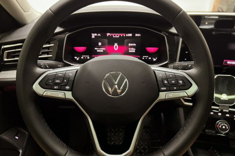 Used Volkswagen Sagitar 2023 300TSI DSG Excellence Edition Engine Bay