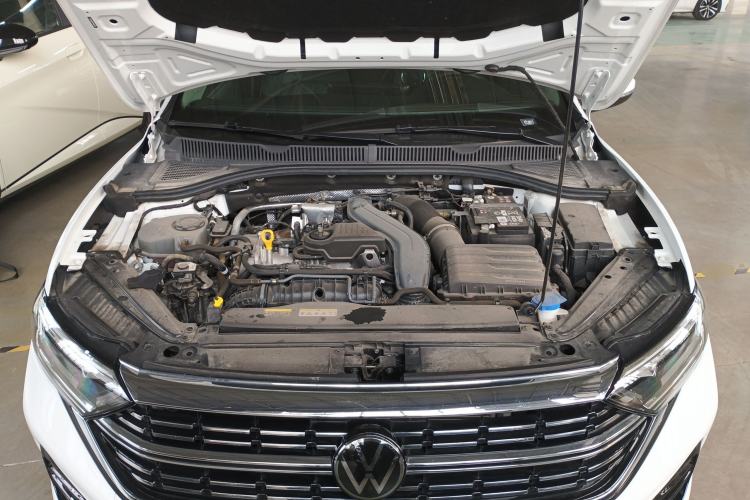 Used Volkswagen Sagitar 2023 300TSI DSG Excellence Edition Engine Bay