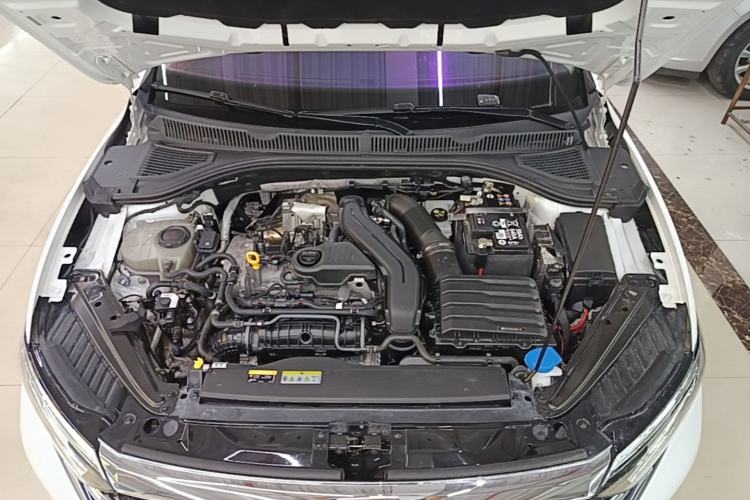 Used Volkswagen Sagitar 2023 300TSI DSG Excellence Edition Engine Bay