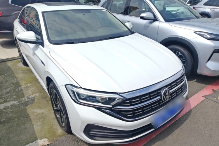 Used Volkswagen Sagitar 2023 300TSI DSG Flyover Edition Exterior 1