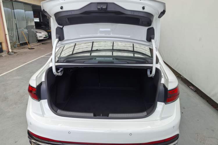 Used Volkswagen Sagitar 2023 300TSI DSG Excellence Edition Exterior 11