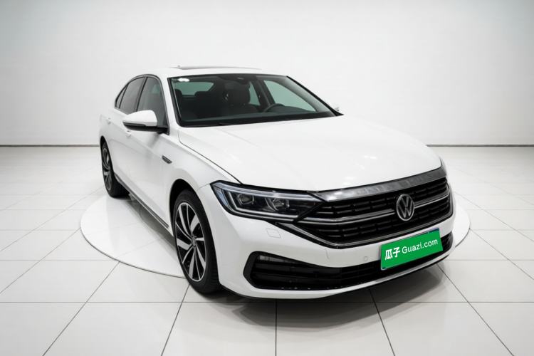 Used Volkswagen Sagitar 2023 300TSI DSG Excellence Edition Exterior 2