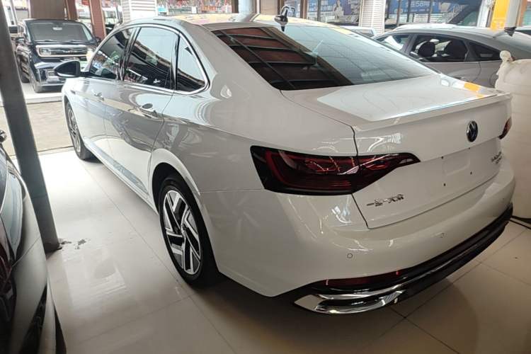 Used Volkswagen Sagitar 2023 300TSI DSG Excellence Edition Exterior 2