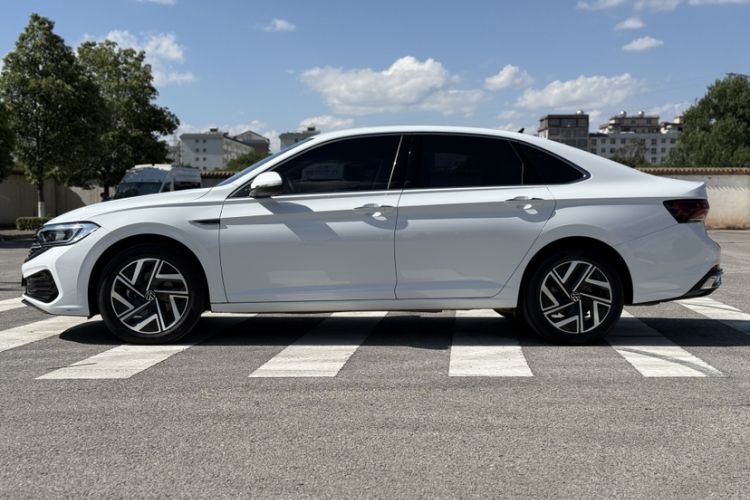Used Volkswagen Sagitar 2023 300TSI DSG Excellence Edition Exterior 2