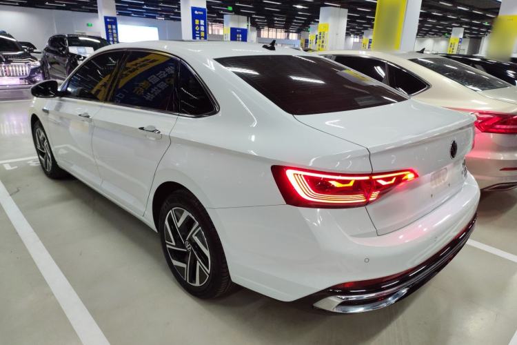 Used Volkswagen Sagitar 2023 300TSI DSG Excellence Edition Exterior 2