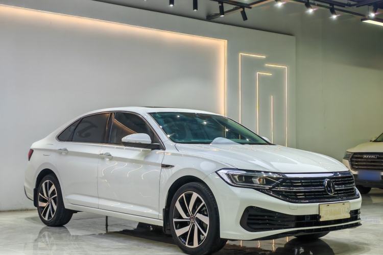 Used Volkswagen Sagitar 2023 300TSI DSG Excellence Edition Exterior 3