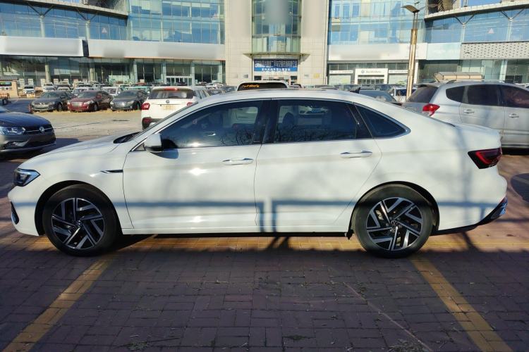Used Volkswagen Sagitar 2023 200TSI DSG Excellence Edition Exterior 3