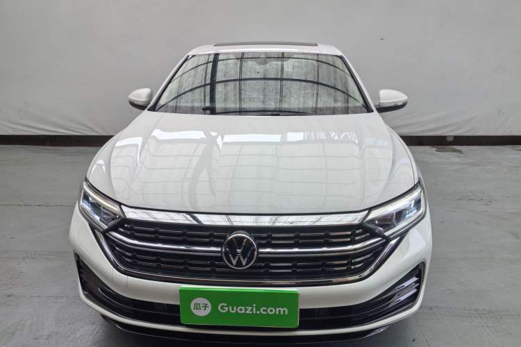 Used Volkswagen Sagitar 2023 300TSI DSG Excellence Edition Exterior 3