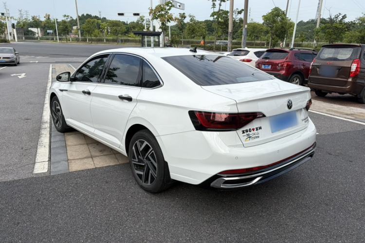 Used Volkswagen Sagitar 2023 300TSI DSG Excellence Edition Exterior 3