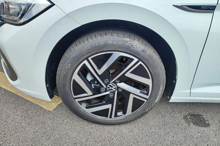 Used Volkswagen Sagitar 2023 300TSI DSG Excellence Edition Exterior 4