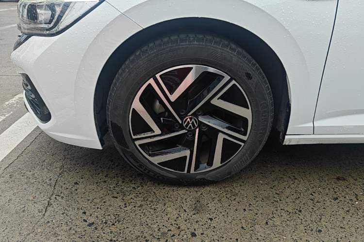 Used Volkswagen Sagitar 2023 300TSI DSG Excellence Edition Exterior 4