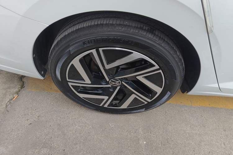 Used Volkswagen Sagitar 2023 300TSI DSG Excellence Edition Exterior 5