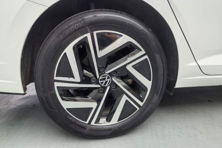 Used Volkswagen Sagitar 2023 300TSI DSG Excellence Edition Exterior 5