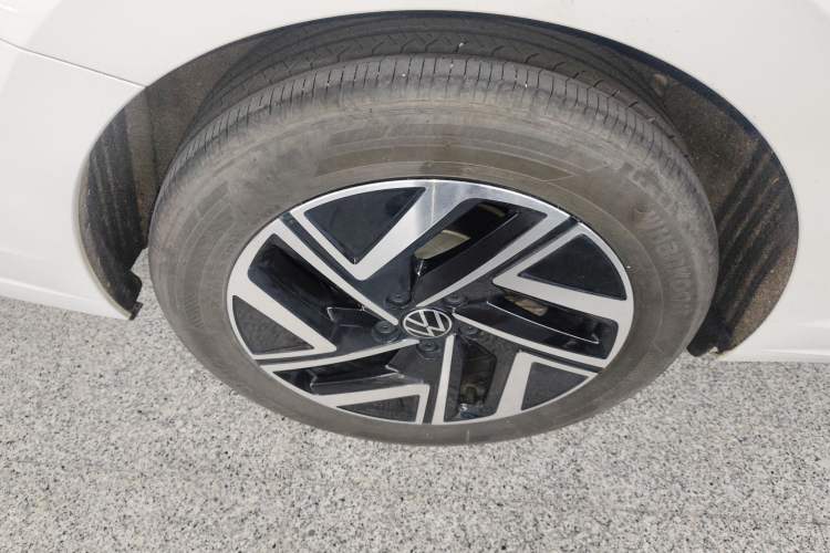 Used Volkswagen Sagitar 2023 300TSI DSG Excellence Edition Exterior 5