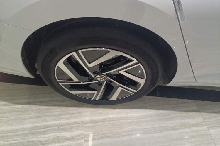 Used Volkswagen Sagitar 2023 300TSI DSG Excellence Edition Exterior 5