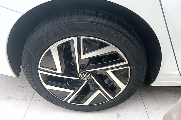 Used Volkswagen Sagitar 2023 300TSI DSG Excellence Edition Exterior 5