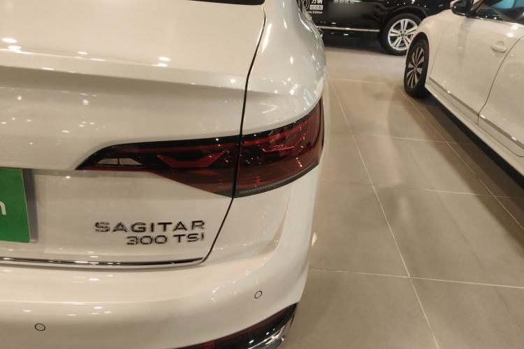 Used Volkswagen Sagitar 2023 300TSI DSG Excellence Edition Exterior 6