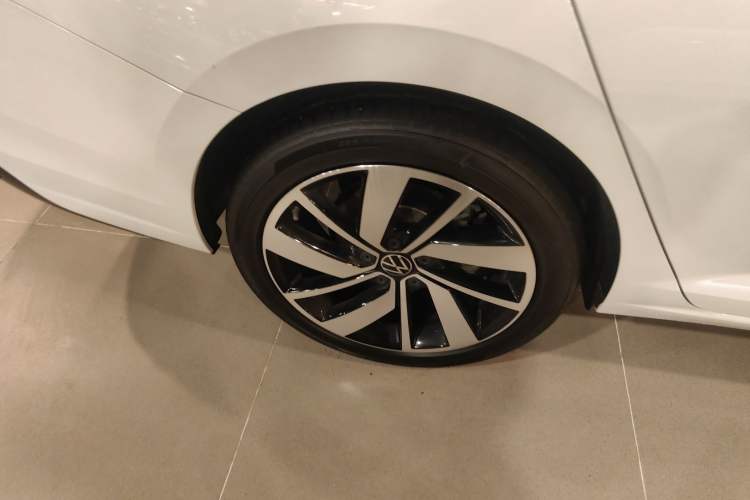 Used Volkswagen Sagitar 2023 300TSI DSG Excellence Edition Exterior 8