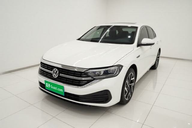 Ojetý Volkswagen Sagitar 2023 300TSI DSG Excellence Edition