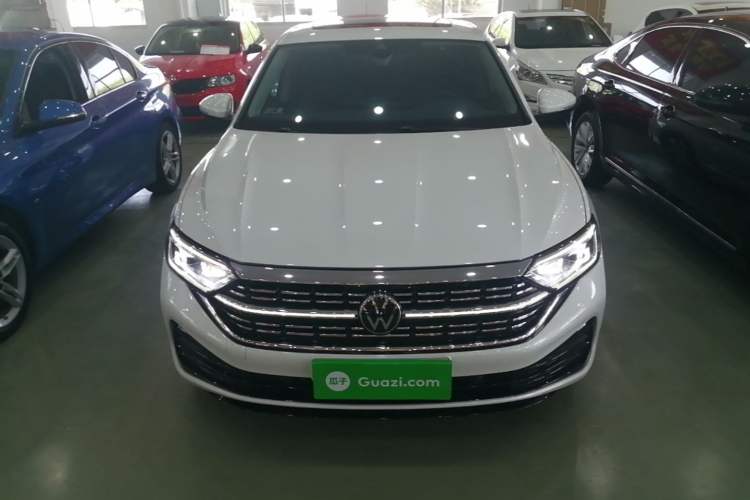 Used Volkswagen Sagitar 2023 300TSI DSG Excellence Edition Front