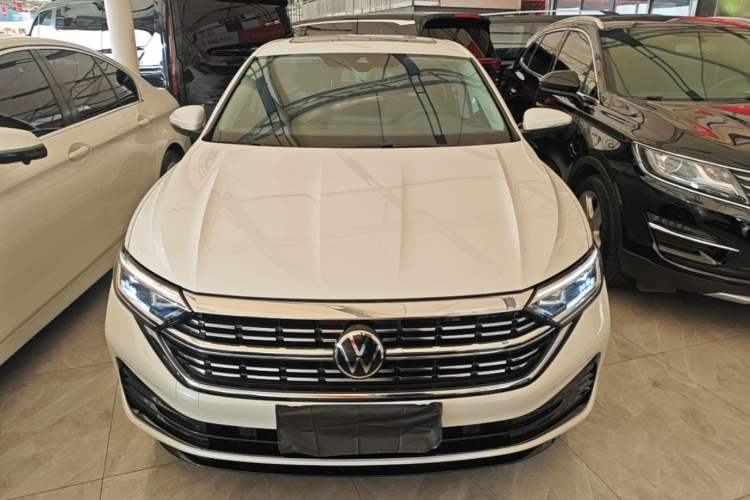 Used Volkswagen Sagitar 2023 300TSI DSG Excellence Edition Front