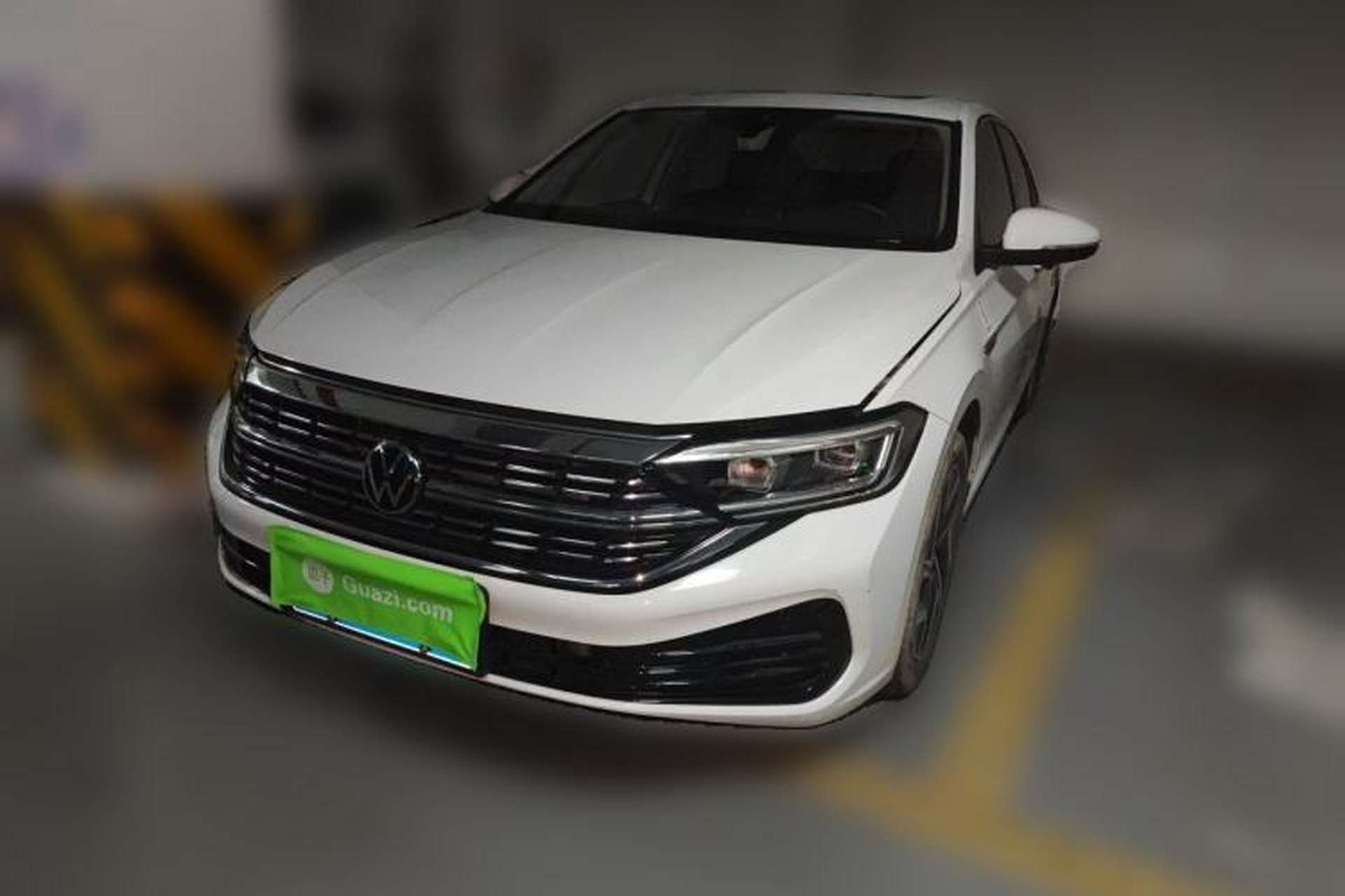 Used Volkswagen Sagitar 2023 300TSI DSG Excellence Edition Front Left 45 Deg