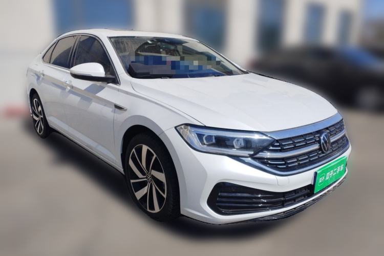 Used Volkswagen Sagitar 2023 300TSI DSG Excellence Edition Front Right 45 Deg