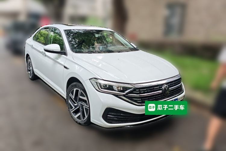 Used Volkswagen Sagitar 2023 300TSI DSG Excellence Edition Front Right 45 Deg