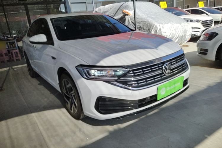 Used Volkswagen Sagitar 2023 300TSI DSG Excellence Edition Front Right 45 Deg
