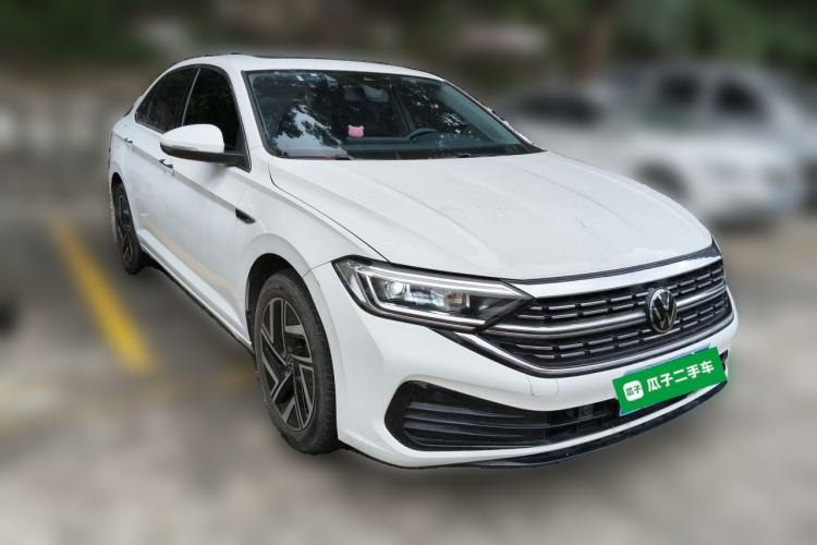 Used Volkswagen Sagitar 2023 300TSI DSG Excellence Edition Front Right 45 Deg